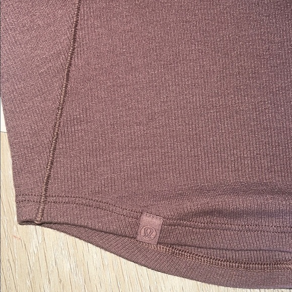 Lululemon Hold Tight Cropped Tank - Picture 10 of 12